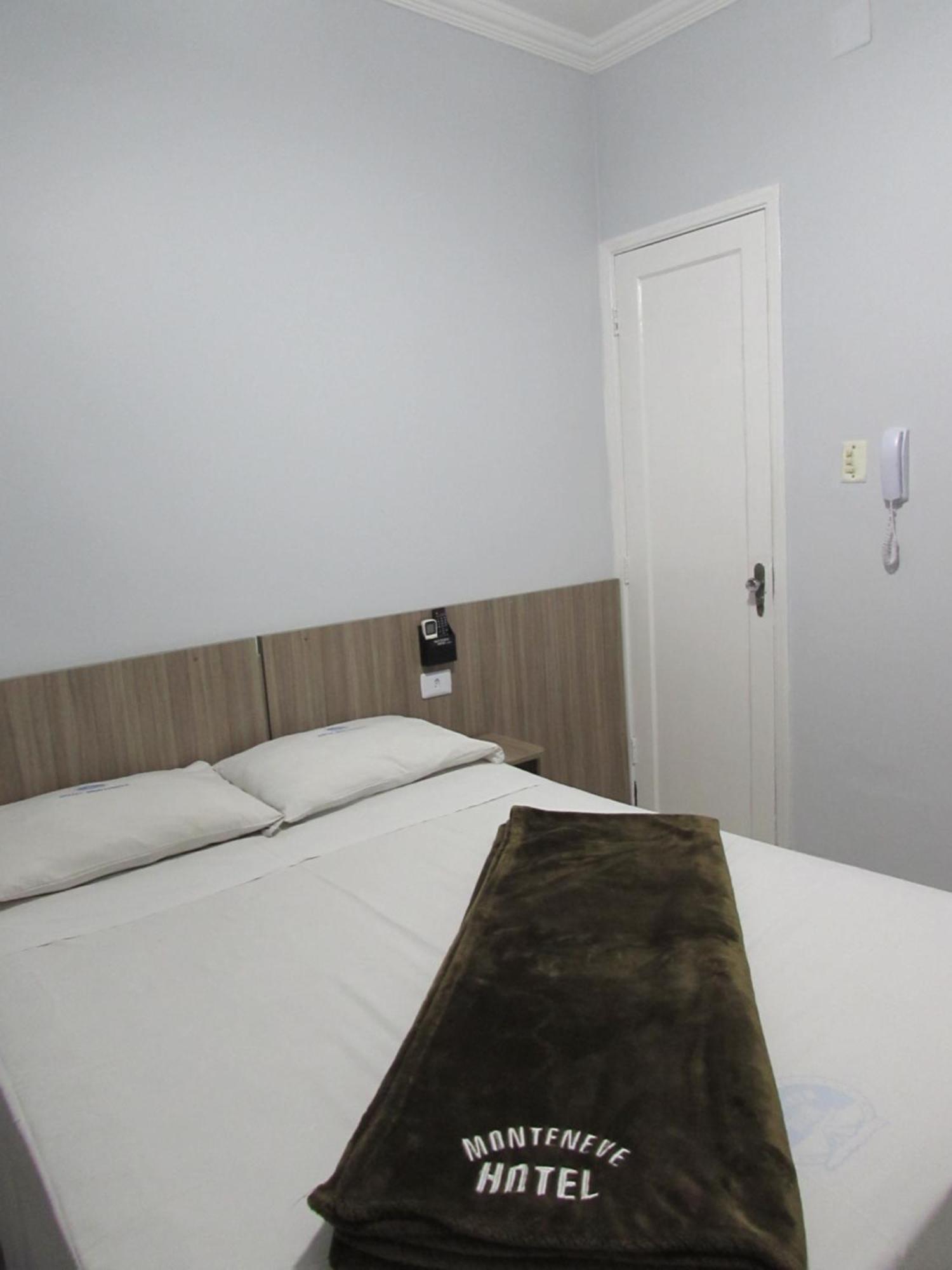 Hotel Monteneve a 2 minutos do Bom Retiro, a 8 minutos da 25 de Março e ao lado do Comando Geral da Guarda Metropolitana São Paulo Extérieur photo