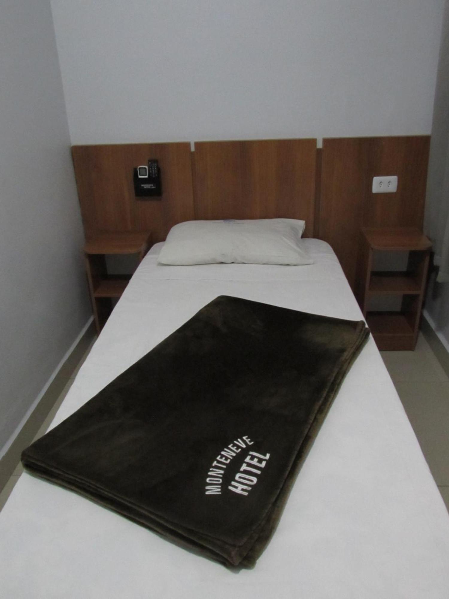Hotel Monteneve a 2 minutos do Bom Retiro, a 8 minutos da 25 de Março e ao lado do Comando Geral da Guarda Metropolitana São Paulo Extérieur photo