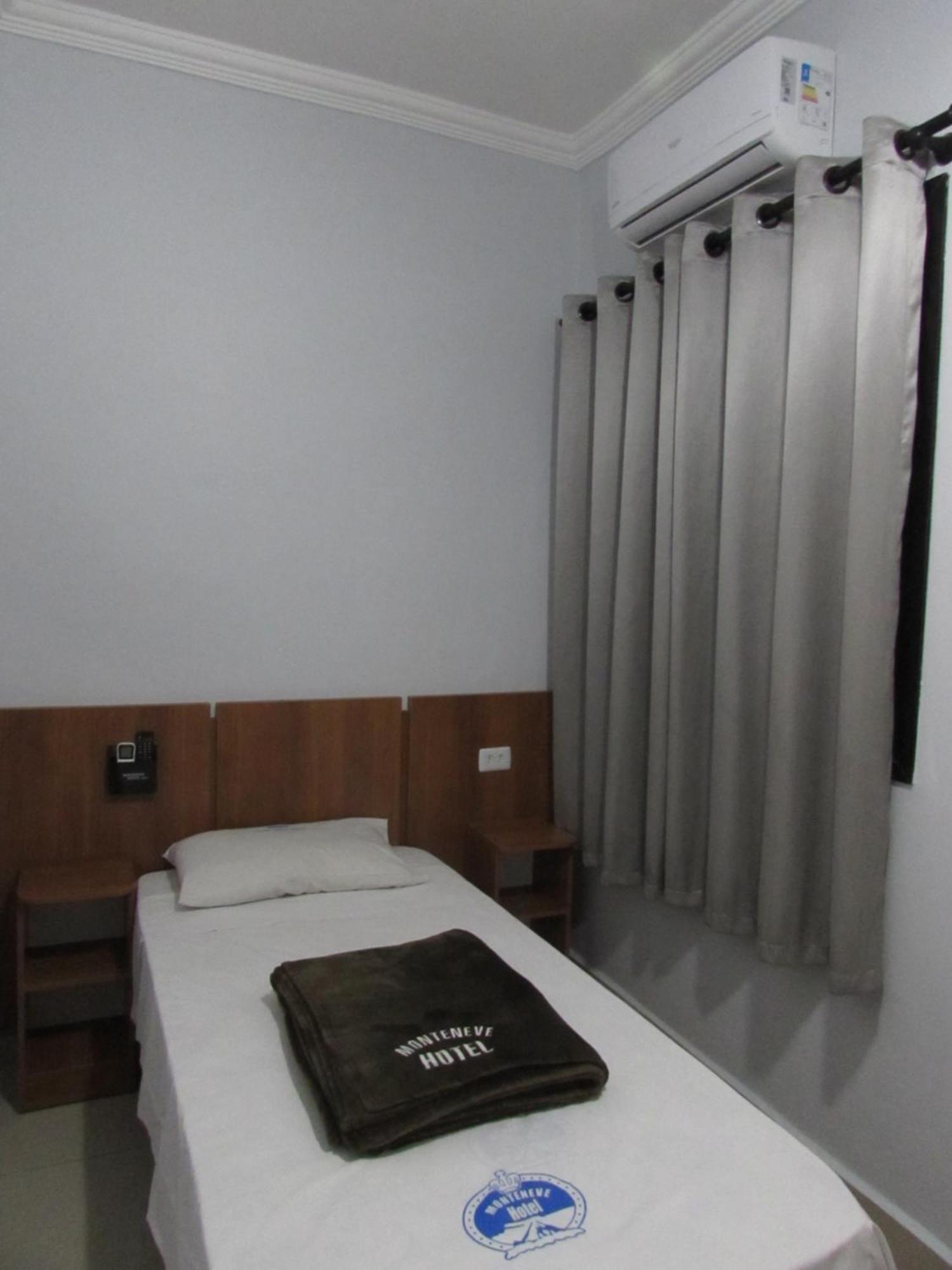 Hotel Monteneve a 2 minutos do Bom Retiro, a 8 minutos da 25 de Março e ao lado do Comando Geral da Guarda Metropolitana São Paulo Extérieur photo
